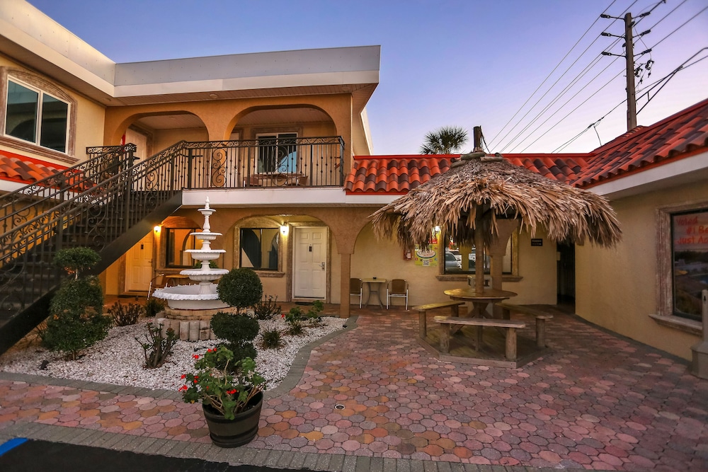 Bayview Plaza Waterfront Resort 12/70
