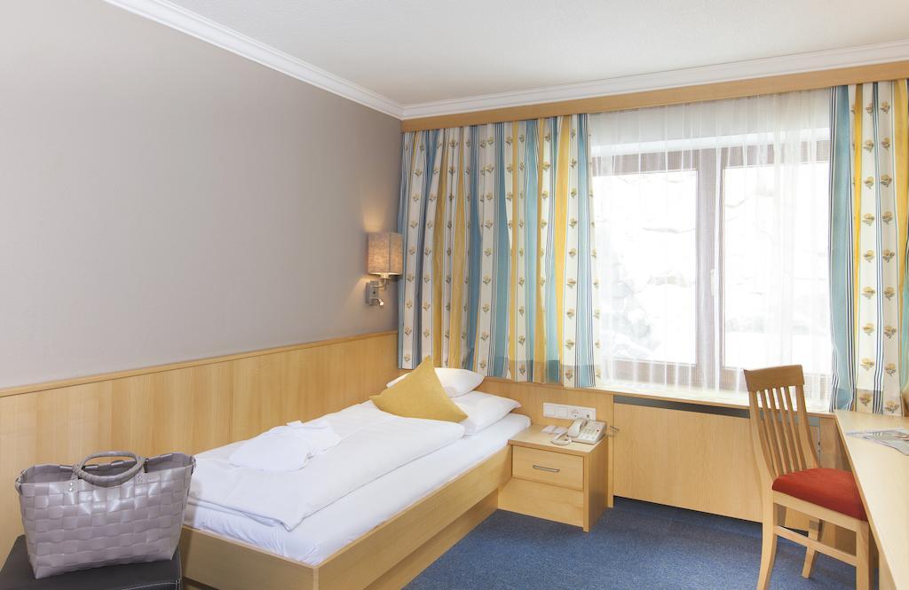 HOTEL TYROLERHOF 7/24