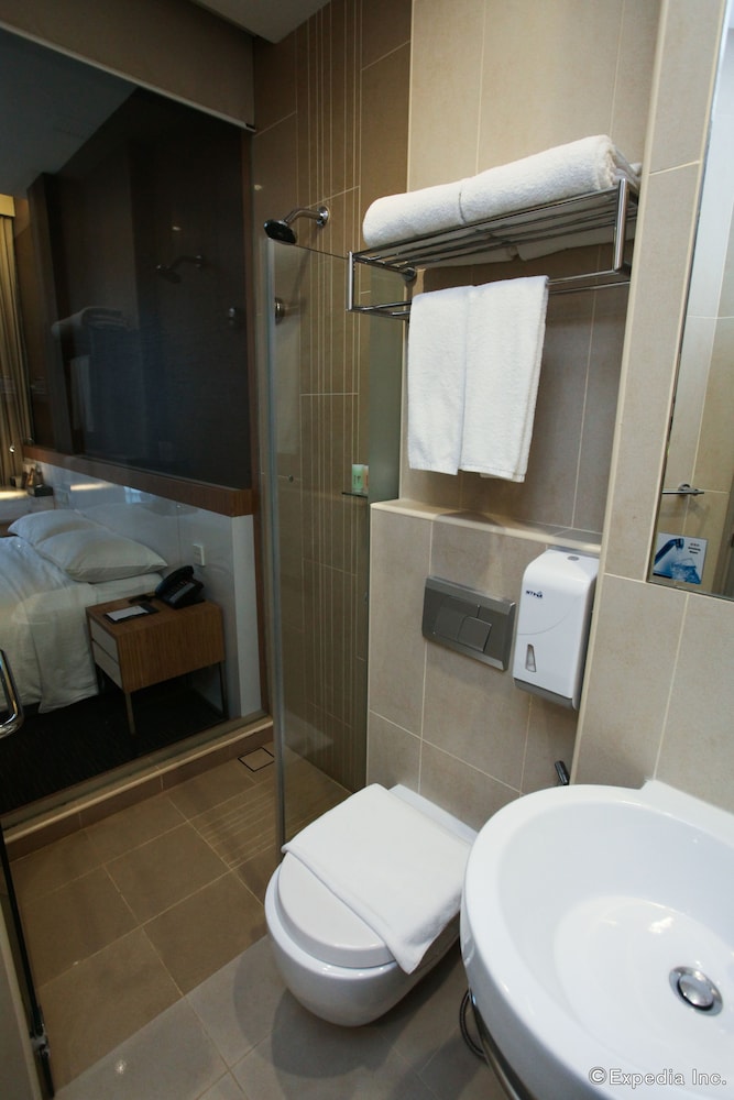 The Seacare Hotel 27/29