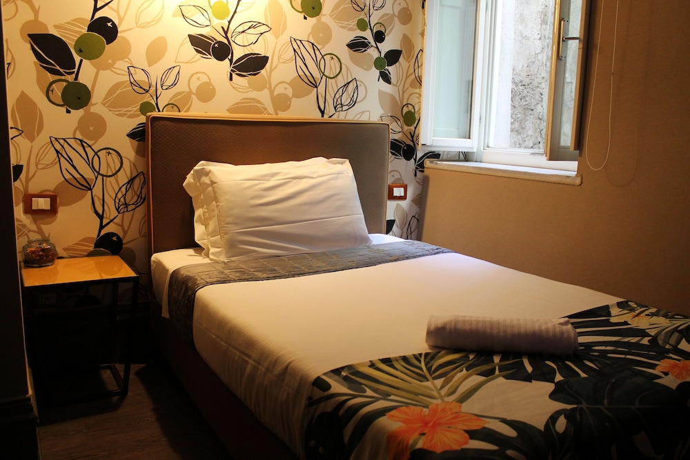 Relais Palazzo Taverna 20/67
