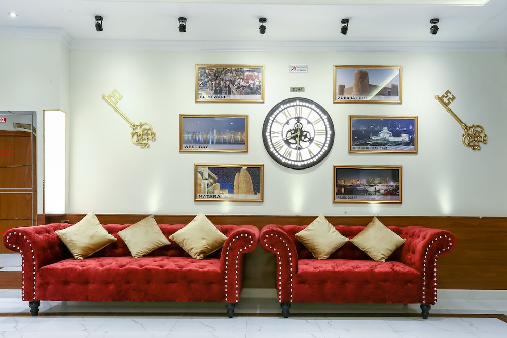 La Villa Suites Hotel 32/48