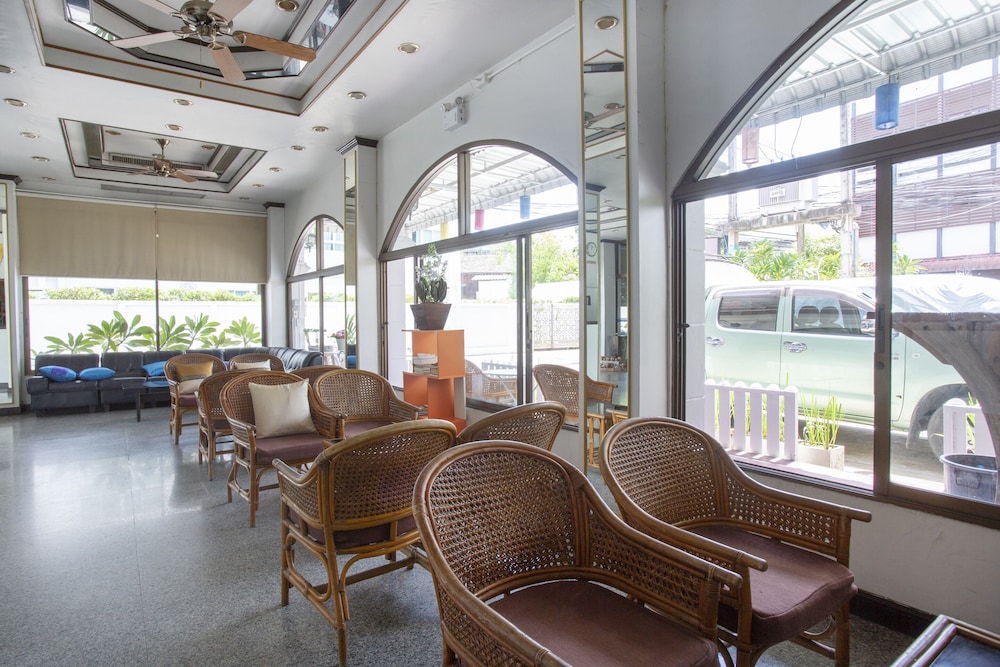 OYO 1096 Winner Inn Hotel 31/33