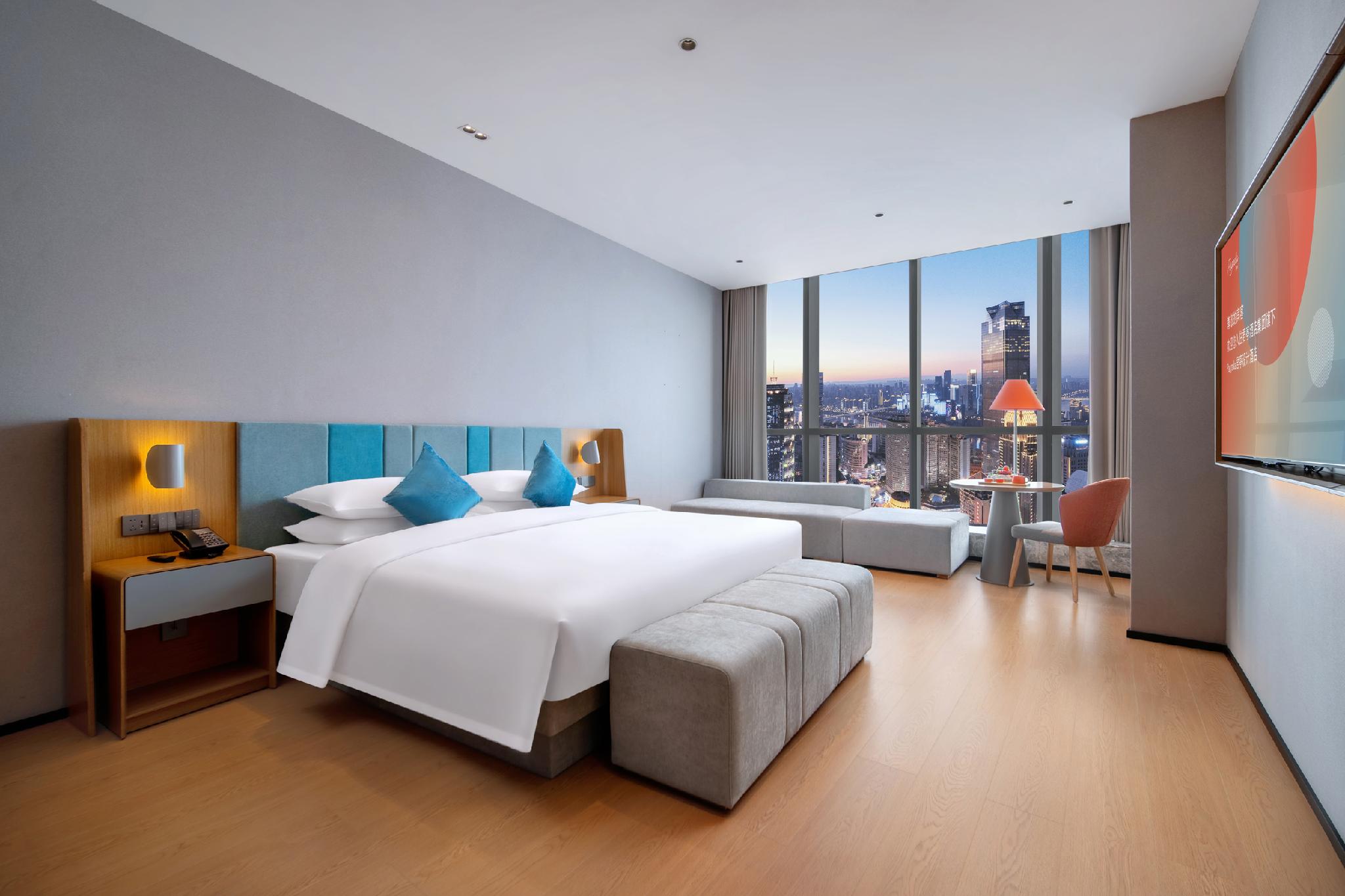 Cloudtop River View King Room