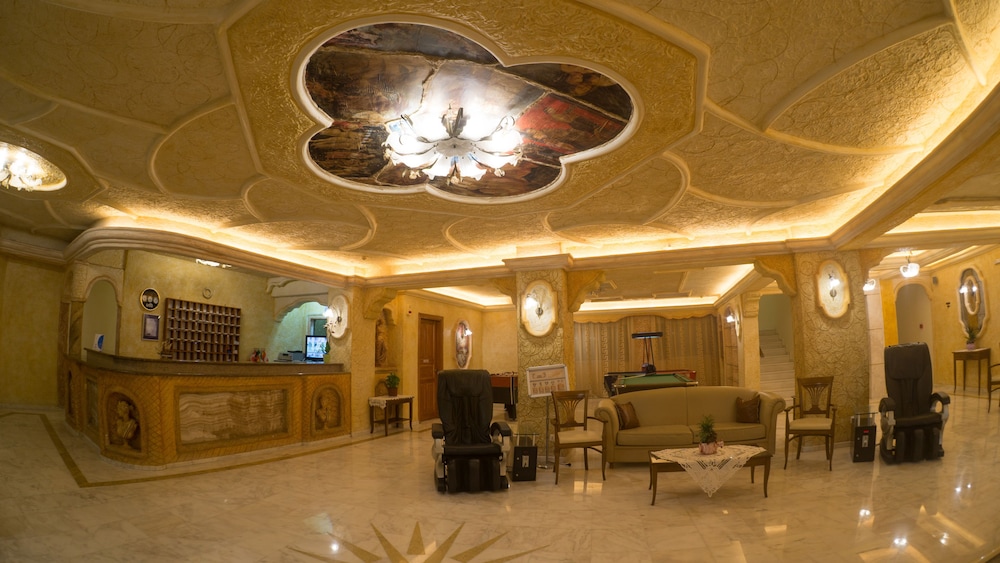 Aphrodite Hotel 8/34
