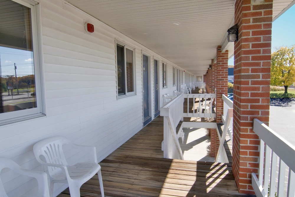 Americas Best Value Inn Biddeford Portland 12/18
