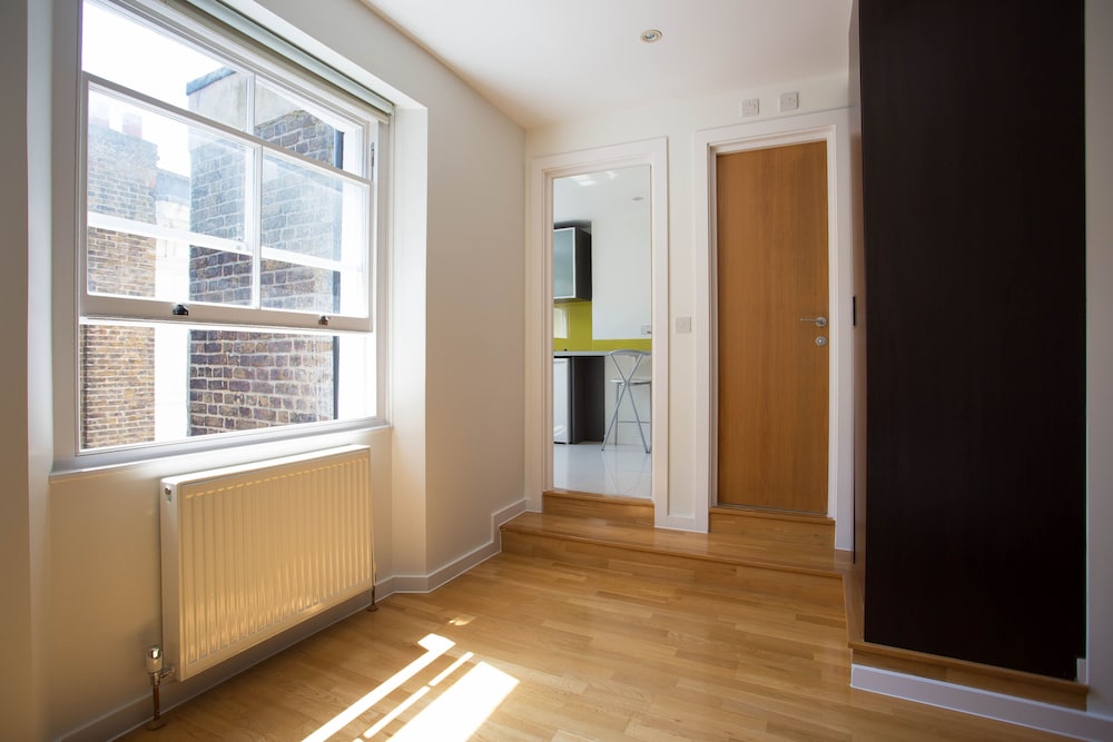 Princes Square Serviced Apartments 26/50