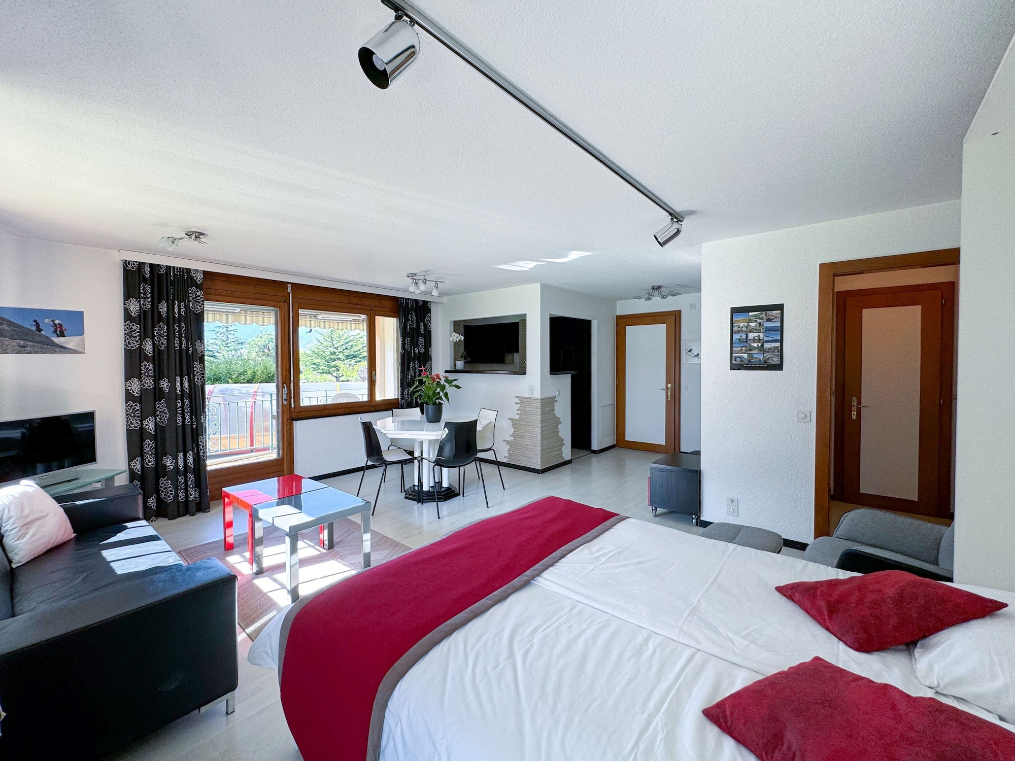 1 Bedroom, Apartment, Bunk Bed, Sofa, Balcony
