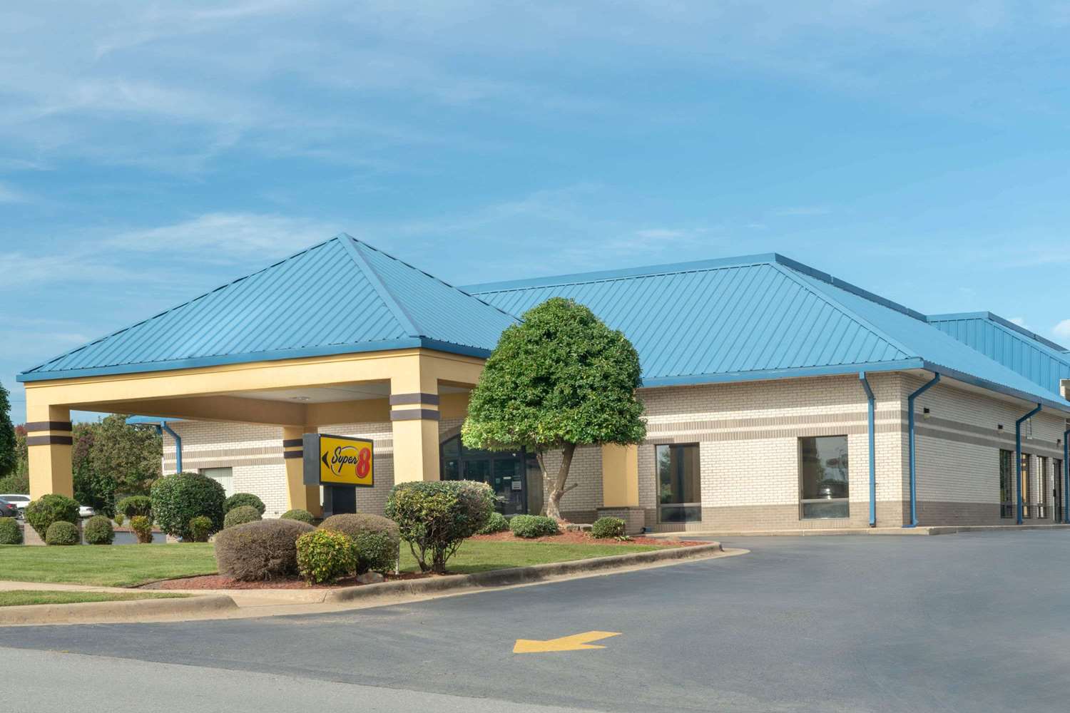 Super 8 by Wyndham North Little Rock/McCain 2/19