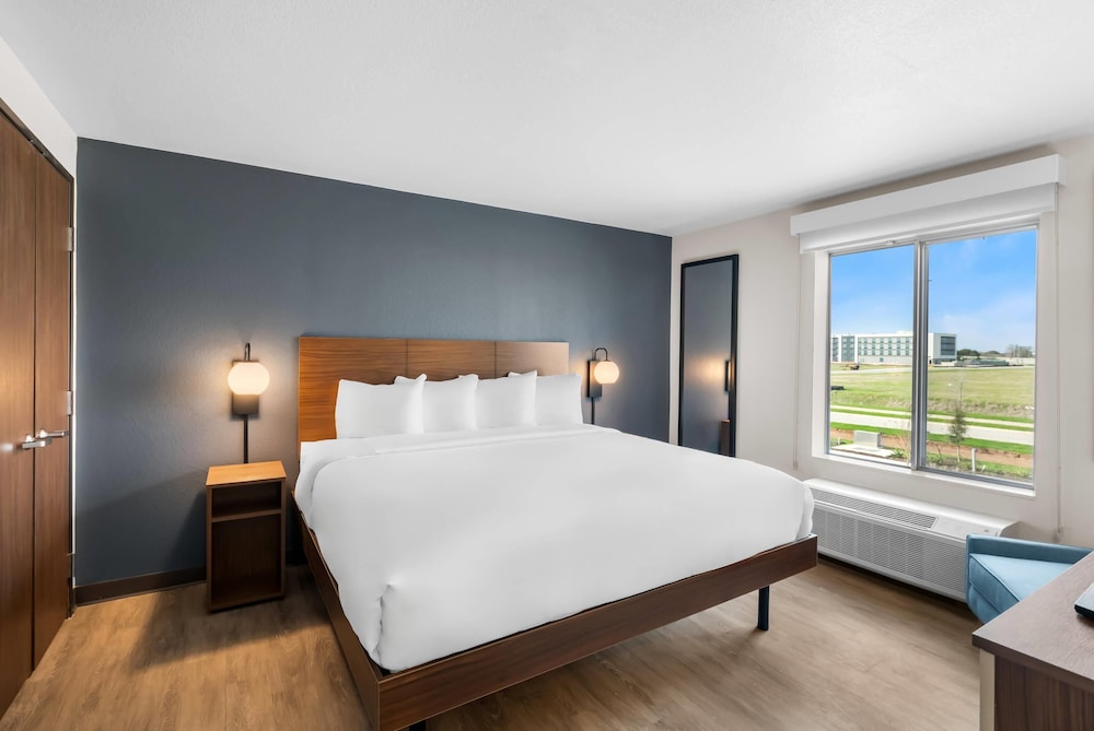 Everhome Suites Bastrop 6/49