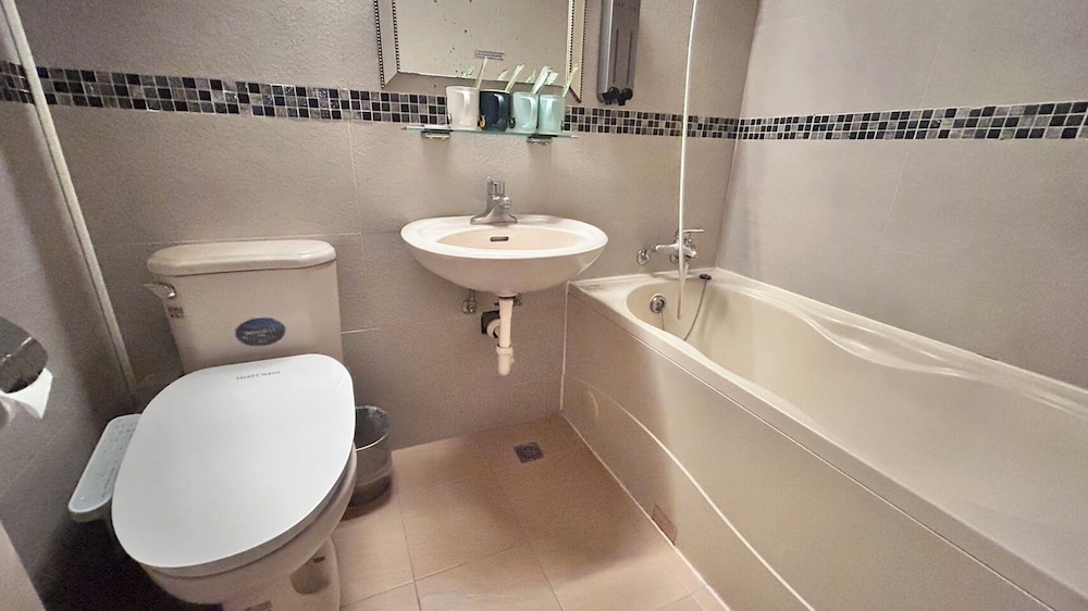 Jinhwa Hotel 42/47