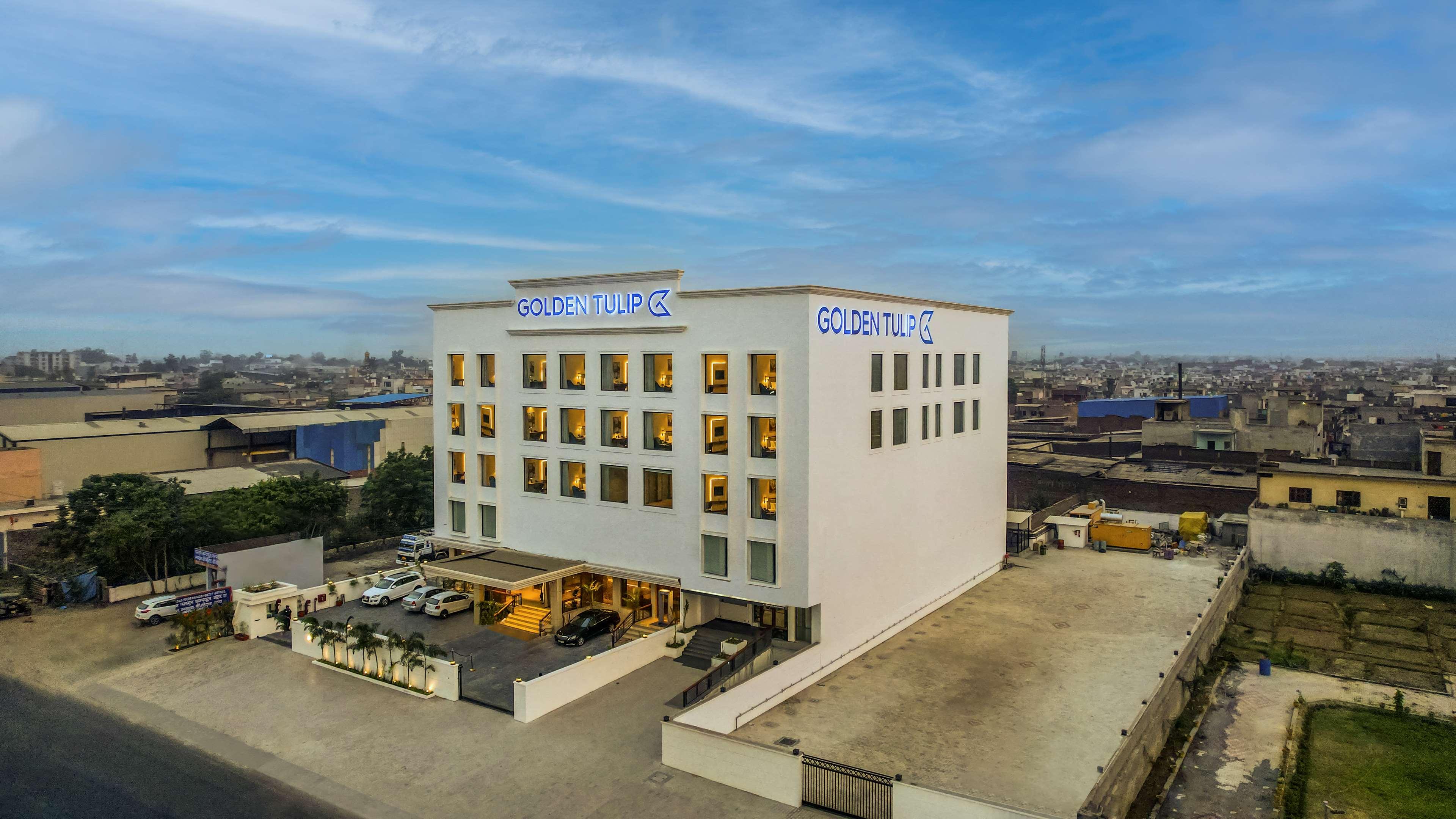 Golden Tulip Jalandhar 2/23