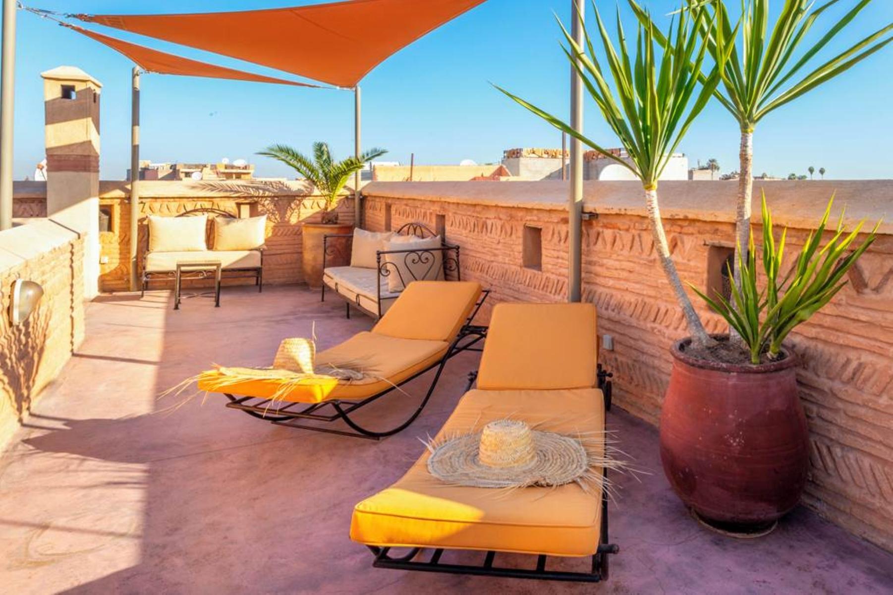 Angsana Riad Tiwaline 12/13