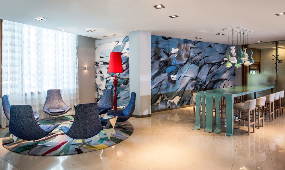 Hennessy Park Hotel 38/71