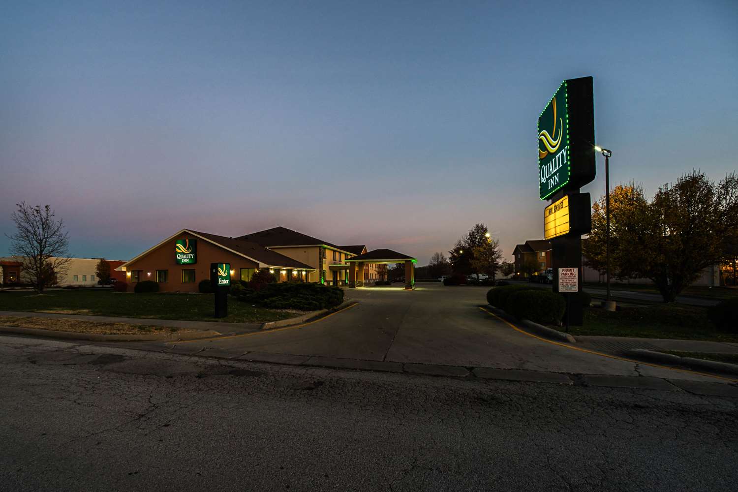 Quality Inn Carbondale University Area 23/26