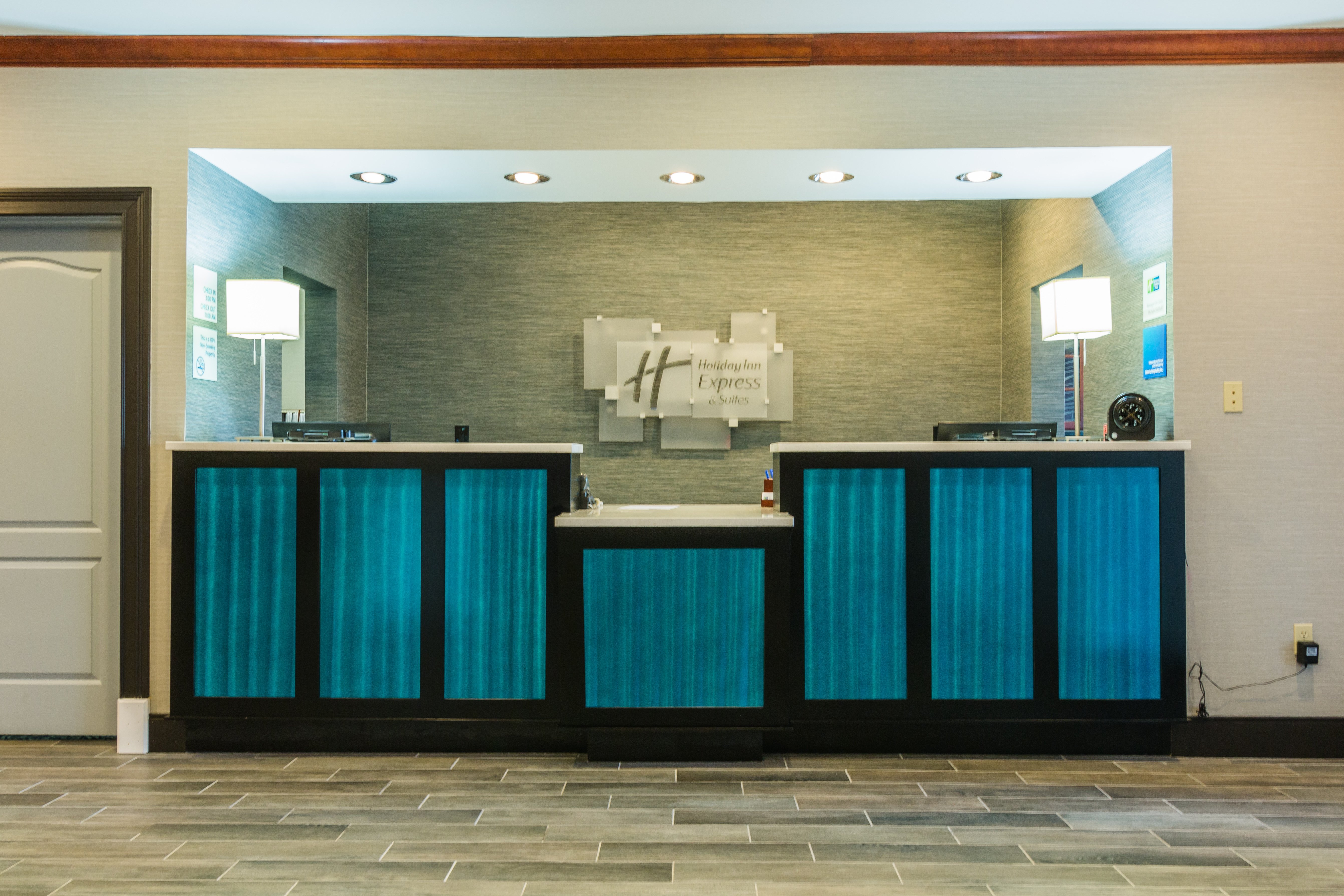 Holiday Inn Express Suites Jackson 6/31