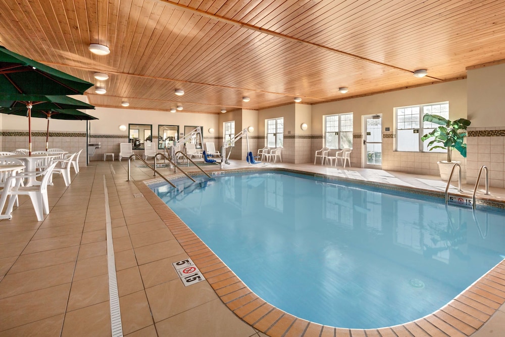 Country Inn Suites By Radisson Red Wing Mn 1/59