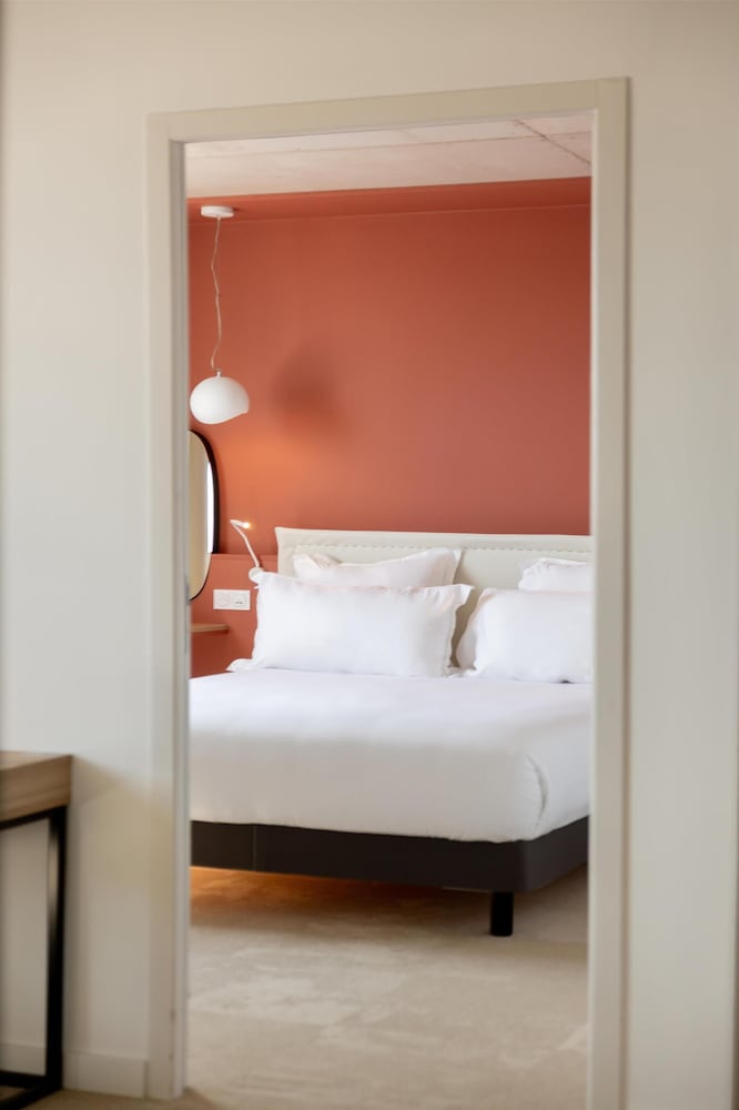 Golden Tulip Martigues Provence 11/43