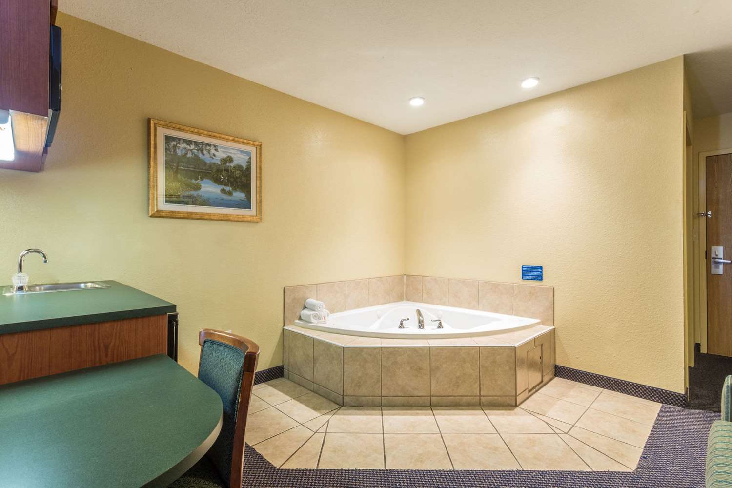 Microtel Inn And Suites Ocala 11/11
