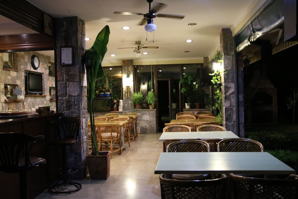 Hotel Dalos 48/62