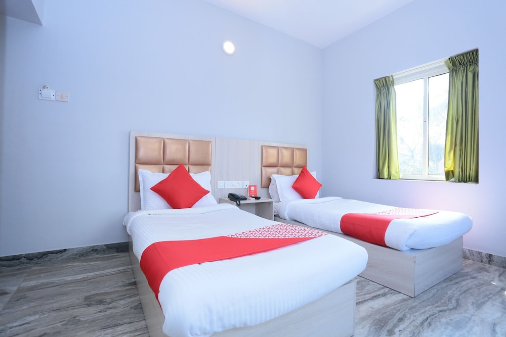OYO 16910 Hotel Prince Palace 16/23