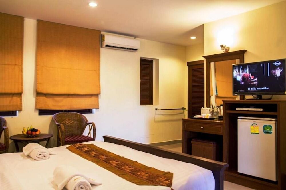 Hathai House Resort 13/48