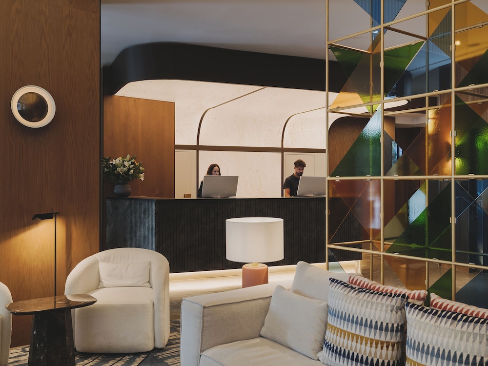 Catalonia Molina Lario 6/48