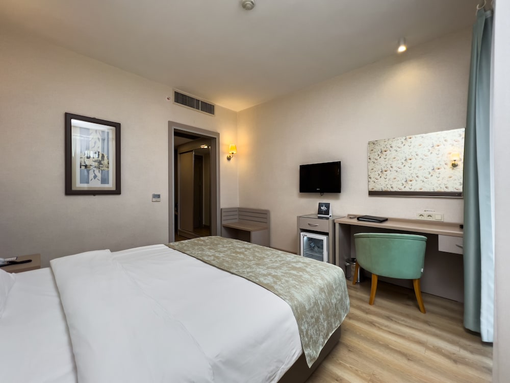 STANDARD, DOUBLE BED