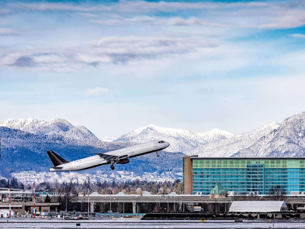 Fairmont Vancouver Airport 73/77