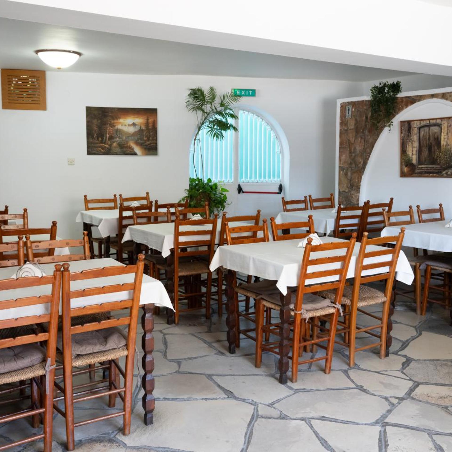 Le Village Hotel 37/50