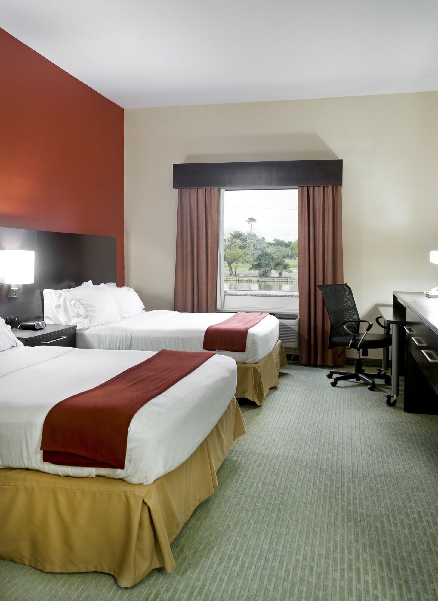Standard, Multiple Beds