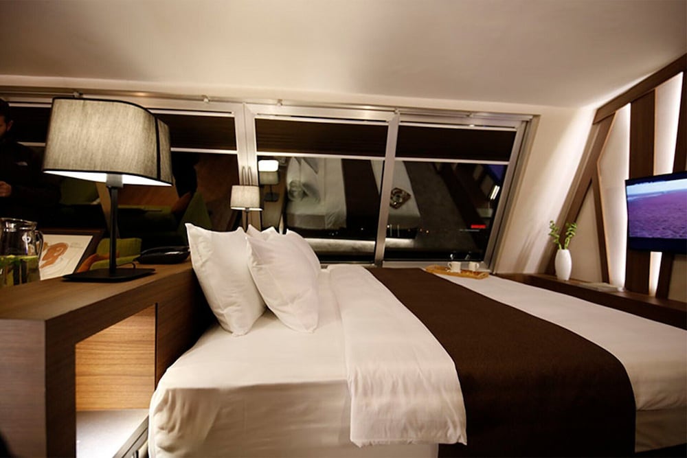 Modernity Hotel 14/37