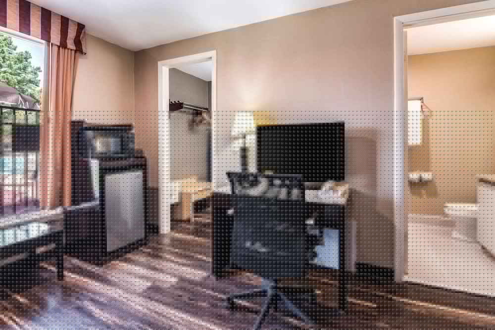 Econo Lodge Pocomoke City Hwy 13 20/23