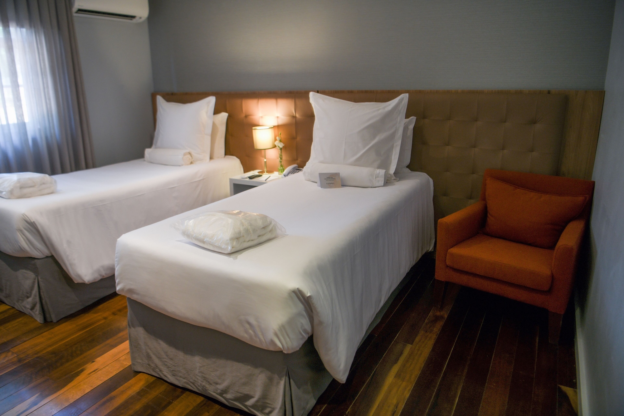 SUPERIOR, DOUBLE BED