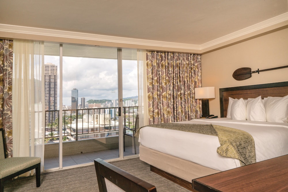 Club Wyndham Royal Garden at Waikiki 16/53