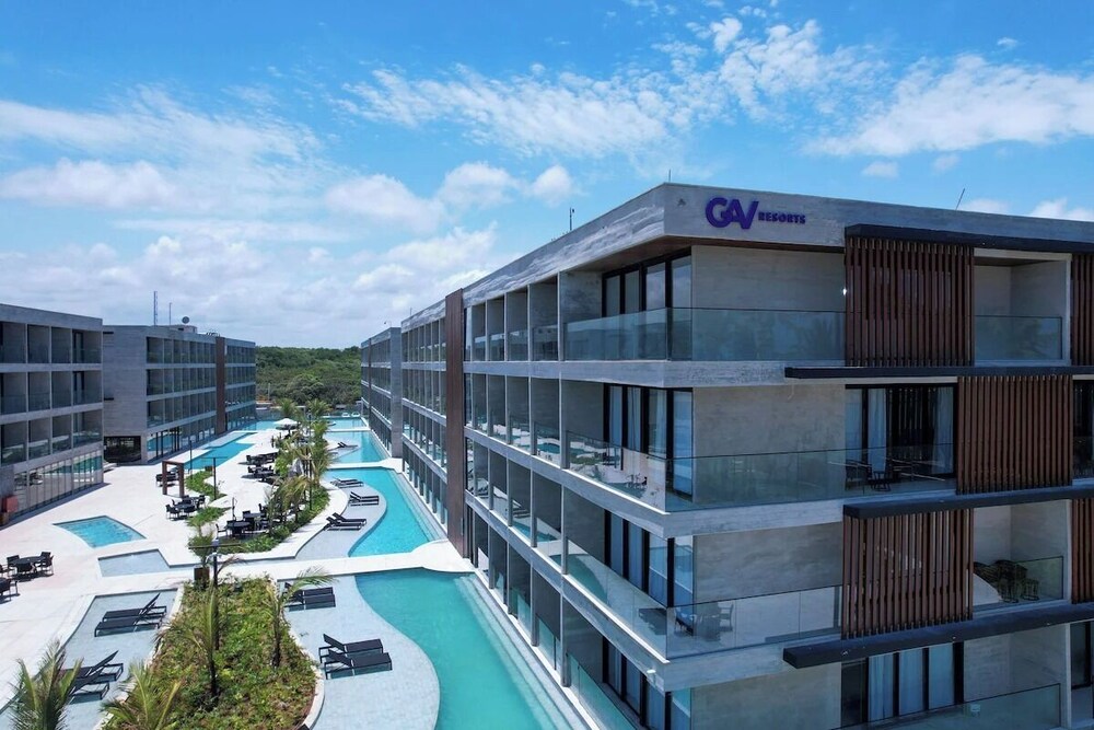 Porto Alto Resort – Gav Resort 10/65