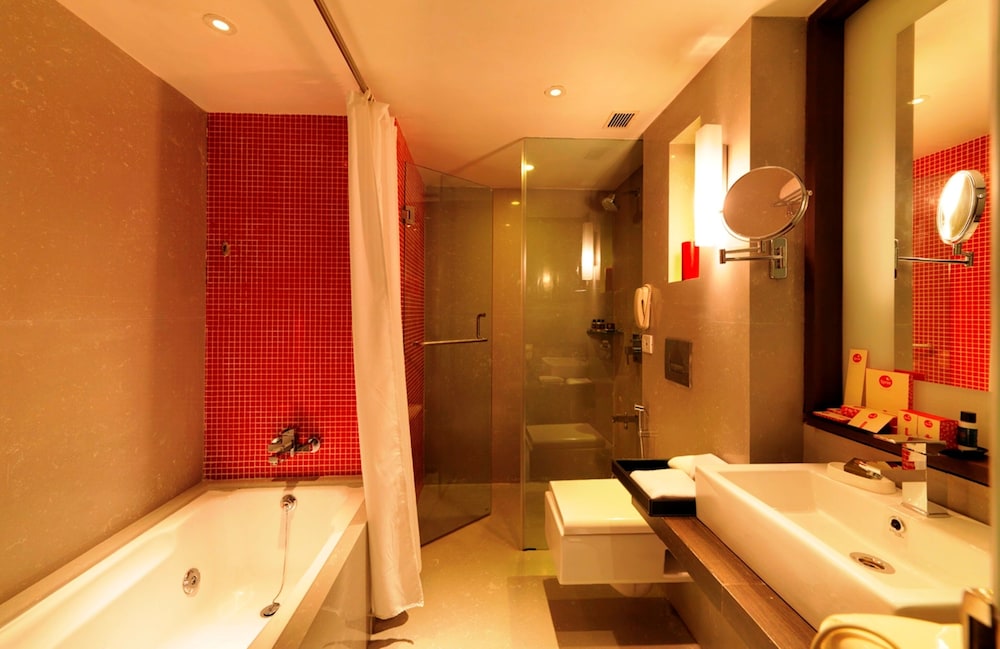 Spree Shivai Hotel 27/28