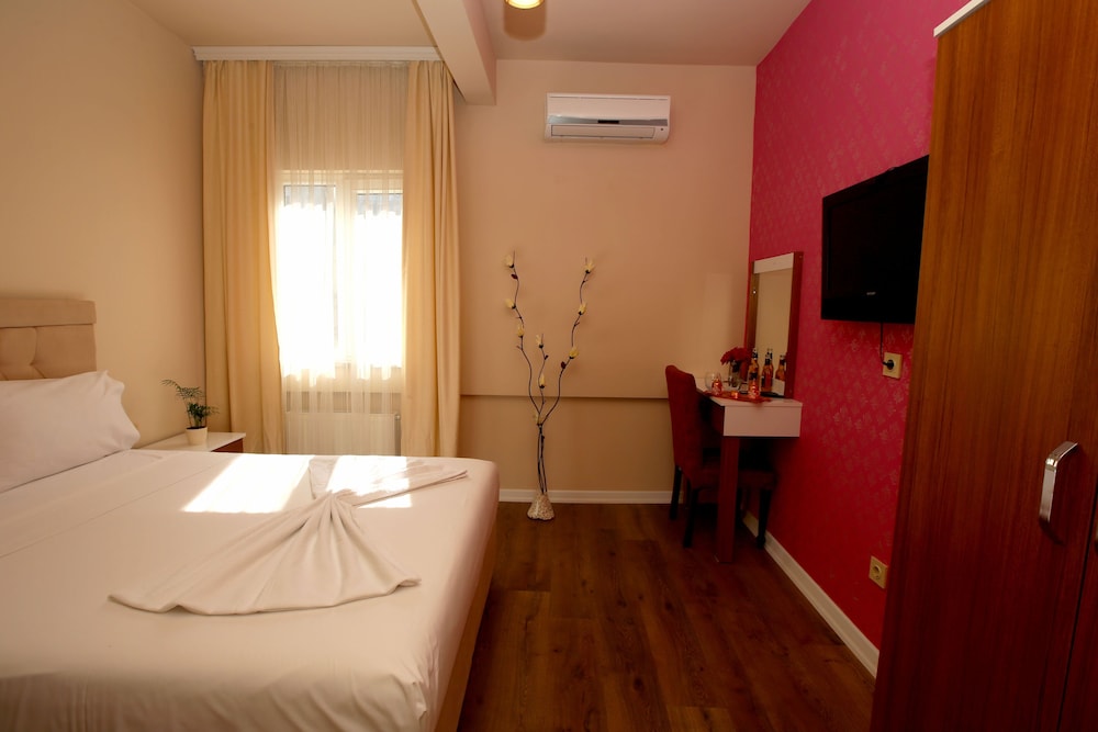 Senyor Garden Hotel 36/50