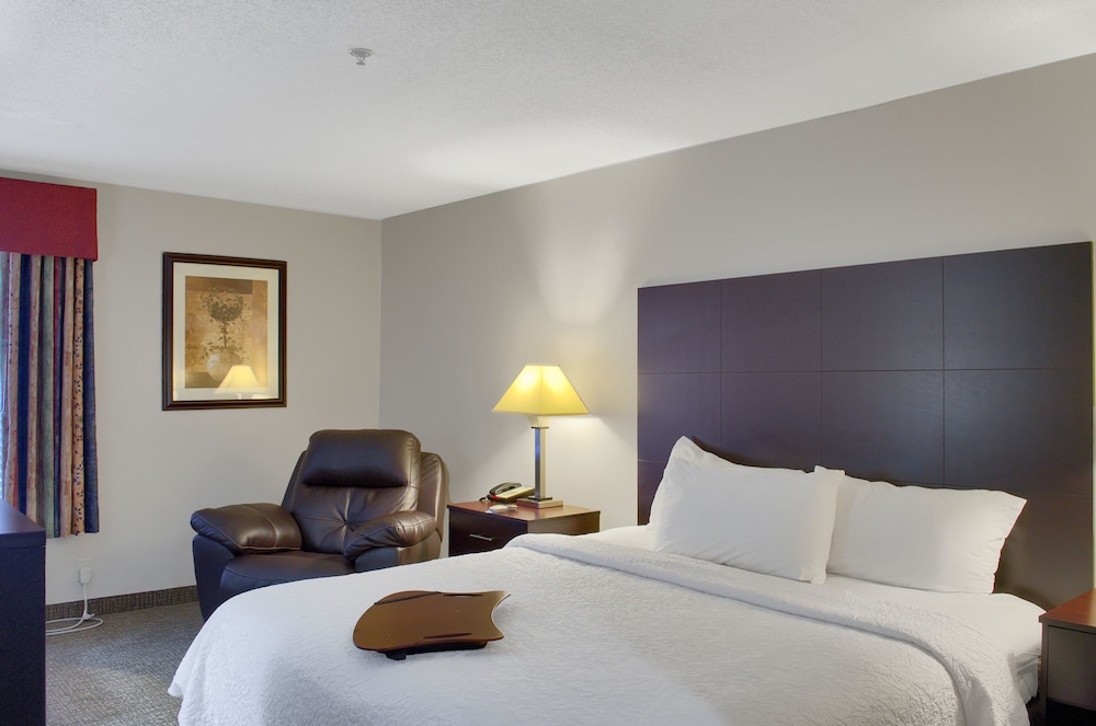 Hometown Inn Thomasville 16/52