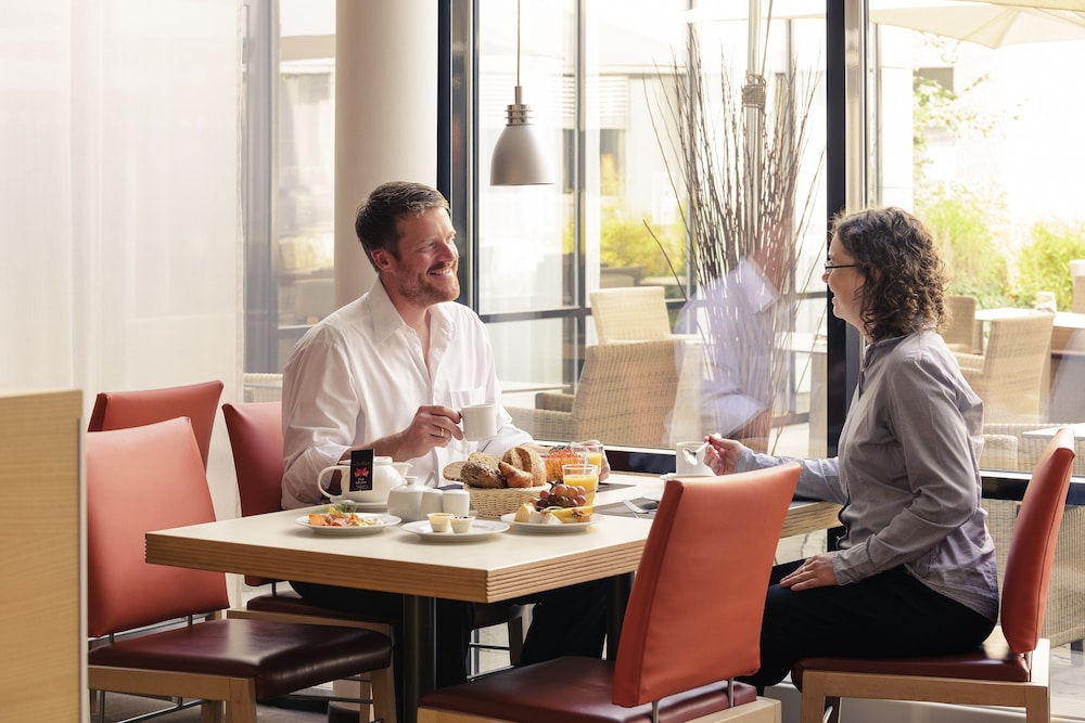 Mercure Hotel Duesseldorf City Nord 54/79