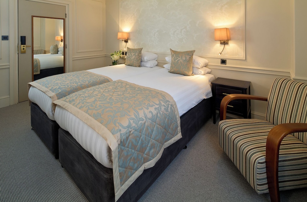 SUPERIOR, TWIN BEDS