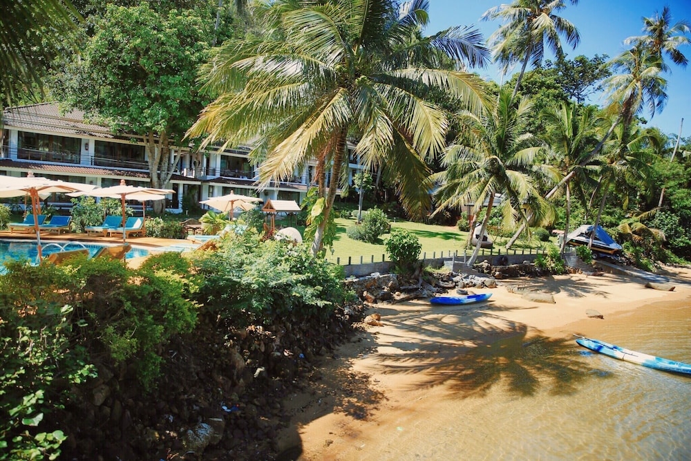 Resolution Resort 4/71