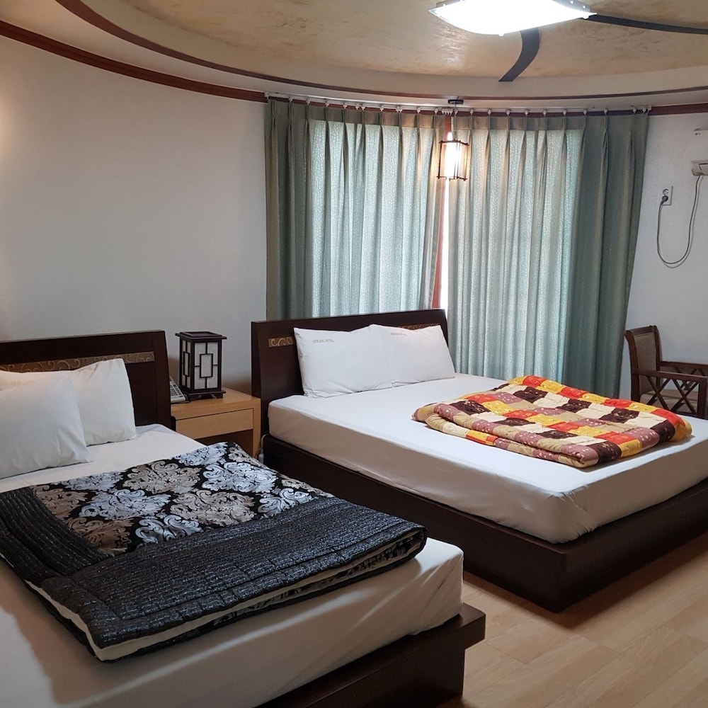 Arirang Hotel 22/50