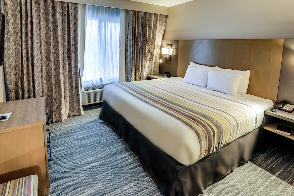 Country Inn & Suites By Radisson Nashville Airport TN 30/70