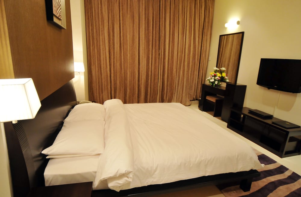 Dunes Apartment Oud Metha 30/69