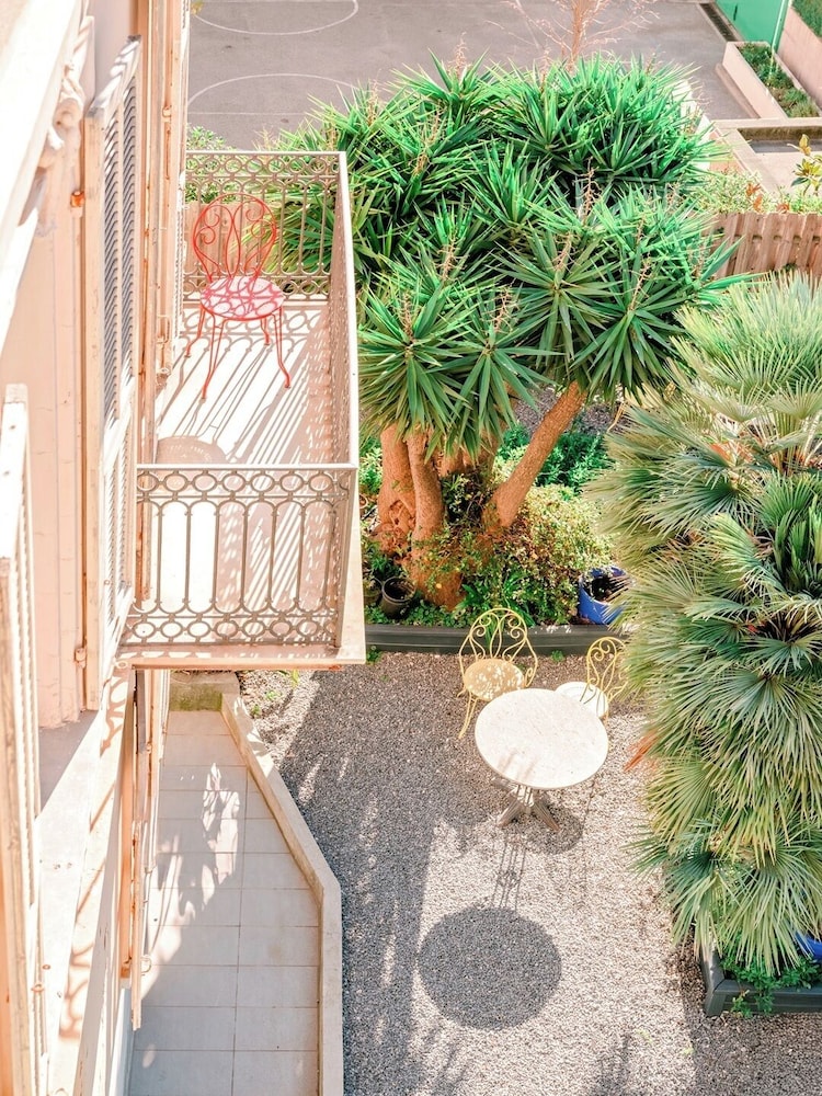 Hotel Lemon 41/50