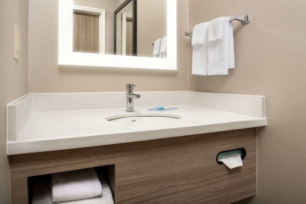 Springhill Suites Atlanta Buford Mall of Georgia 48/50