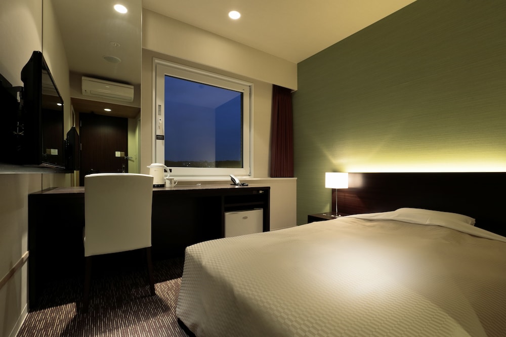 Candeo Hotels Ozu 10/45