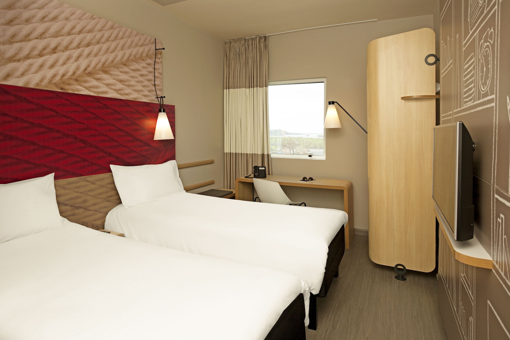Room, Twin Beds