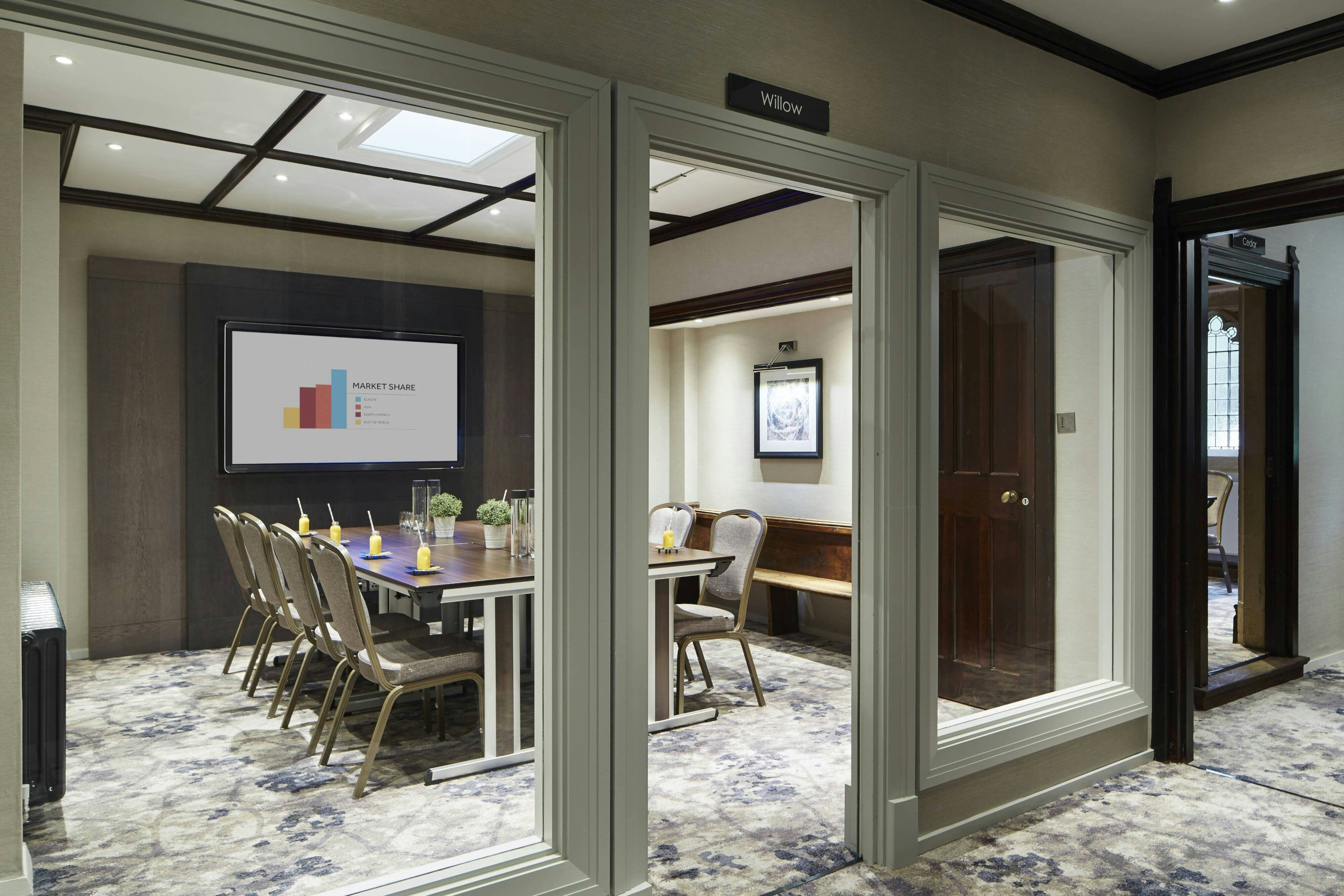 Marriott Hanbury Manor 28/36