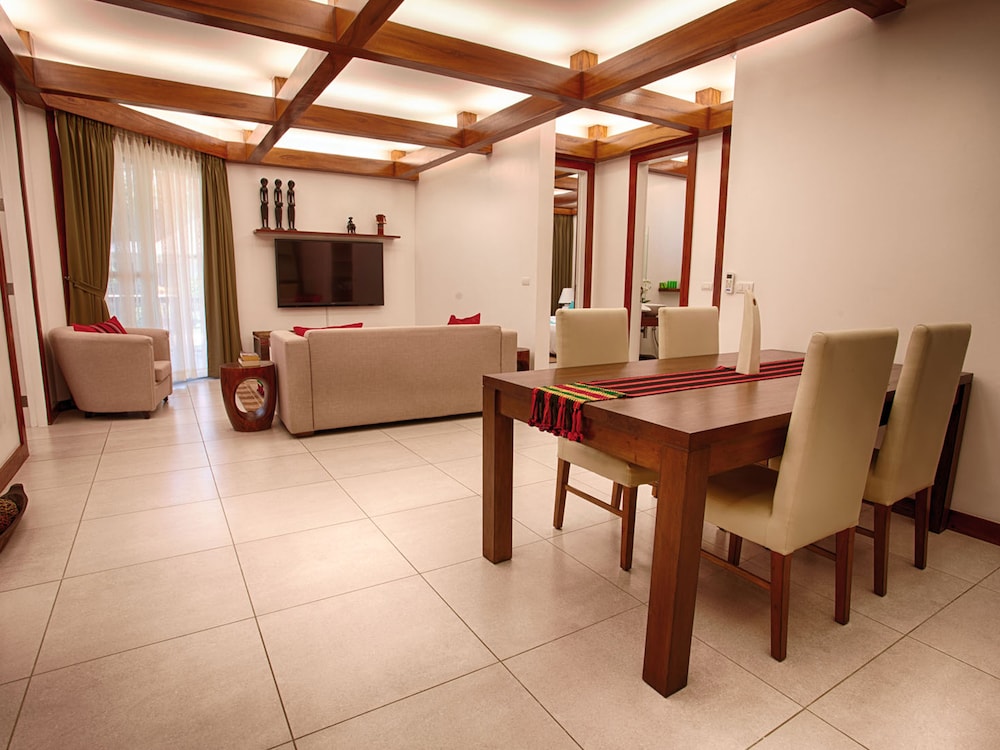 Vida Homes Condo Resort 55/78